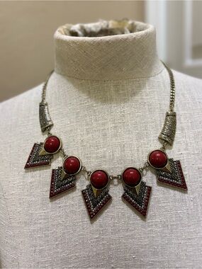 Vintage Style Tribal Geometric Bib Necklace Red Cabochon Statement Jewelry